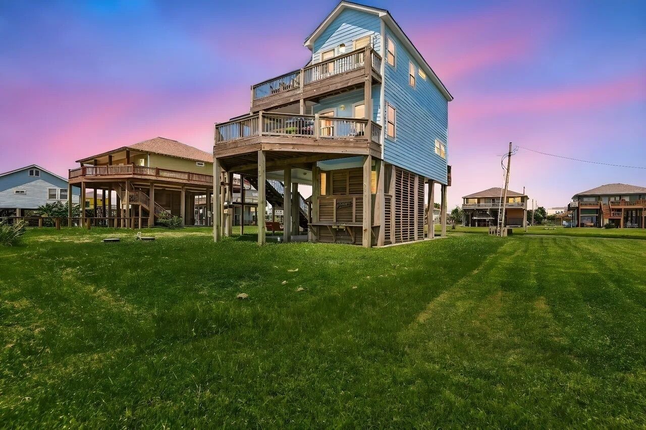 House, 4 Bedrooms | Exterior