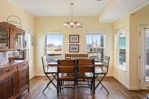 Casa, 4 habitaciones | Restauración
