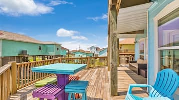 House, 4 Bedrooms | Outdoor dining