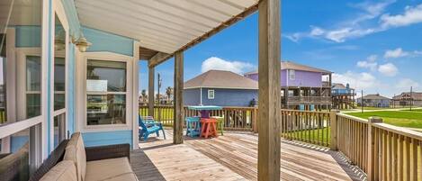 House, 4 Bedrooms | Terrace/patio