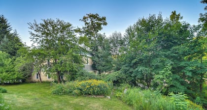 Lakefront Maine House ~ 4 Mi to Colby College