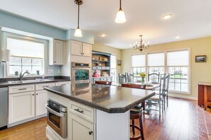 House (3 Bedrooms) | Interior - Near Beaches & Shops: Canal-front Selbyville Home (Selbyville)