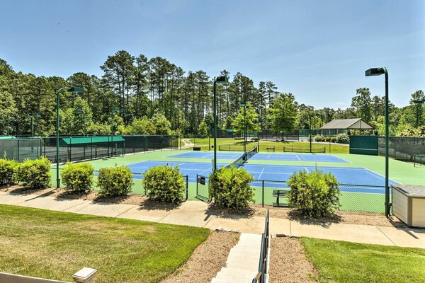Salem Vacation Rental W/ Lake Keowee Access! - Devils Fork State Park, Salem