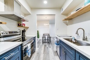 Interior - Scottsdale Condo w/ Community Pool & Hot Tub! (Scottsdale)