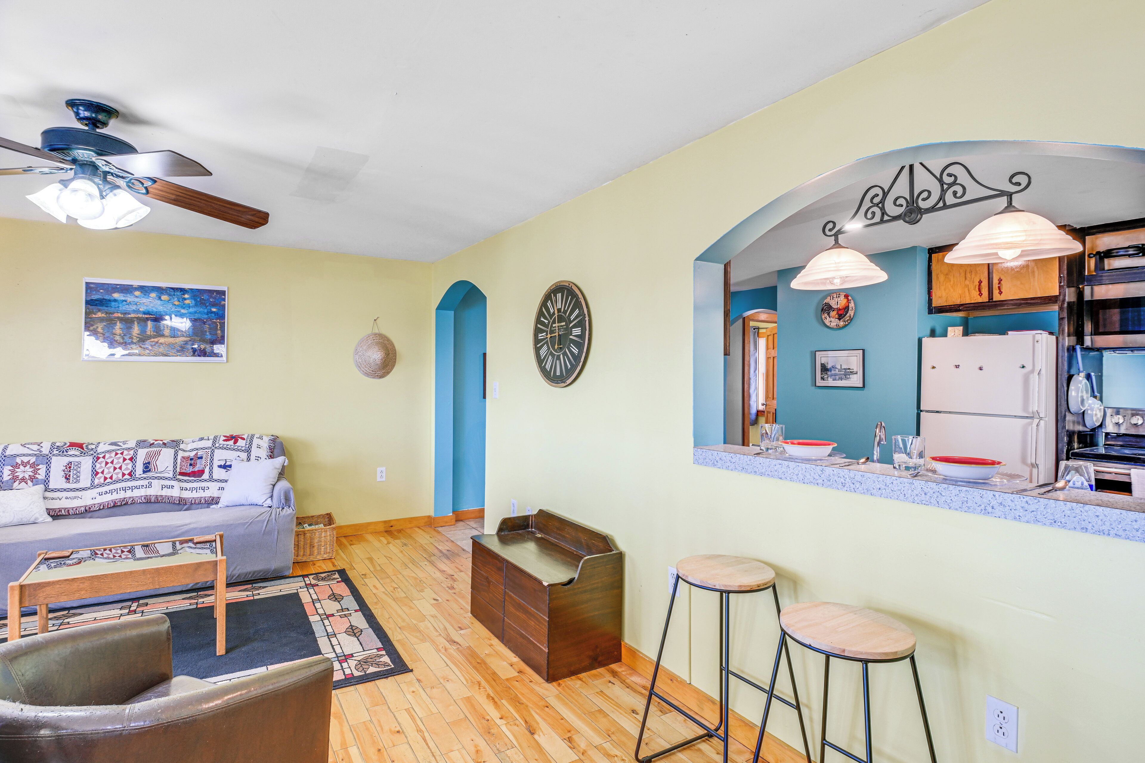 House (3 Bedrooms) | Interior