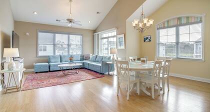 2 Mi to Rehoboth Beach: Updated Condo w/ Pools