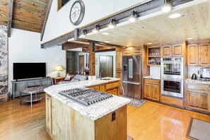 House (3 Bedrooms) | Interior - Spacious Retreat w/ Backyard: 1 Mi to Lake Almanor (Westwood)