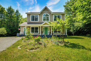 House (4 Bedrooms) | Front of property - Adventure Meets Comfort: 6 Mi to Mount Snow! (West Dover)