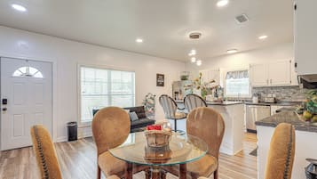 House (1 Bedroom) | Interior