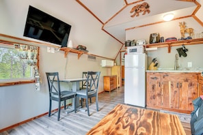 House (1 Bedroom) | Interior