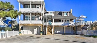 Windsong Beach Cottage- with  Amazing Ocean Views