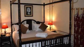 Superior Double Room | Desk, laptop workspace, free WiFi, bed sheets