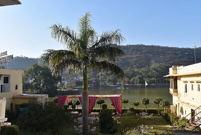 Hotel Nawal Sagar Palace Bundi