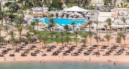 Mirage Beach Resort & Aquapark All-Inclusive