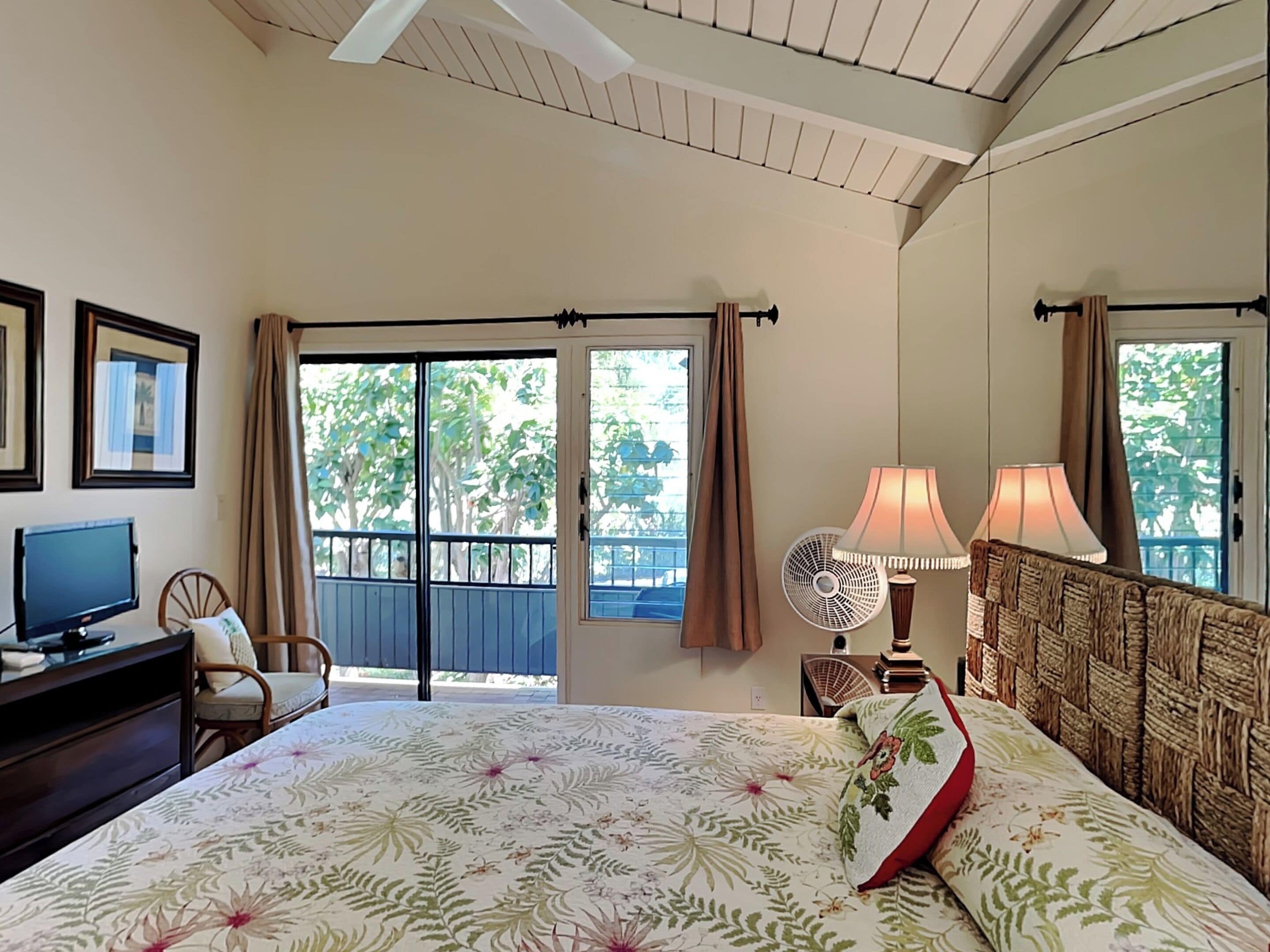 2 bedrooms, iron/ironing board, internet, bed sheets