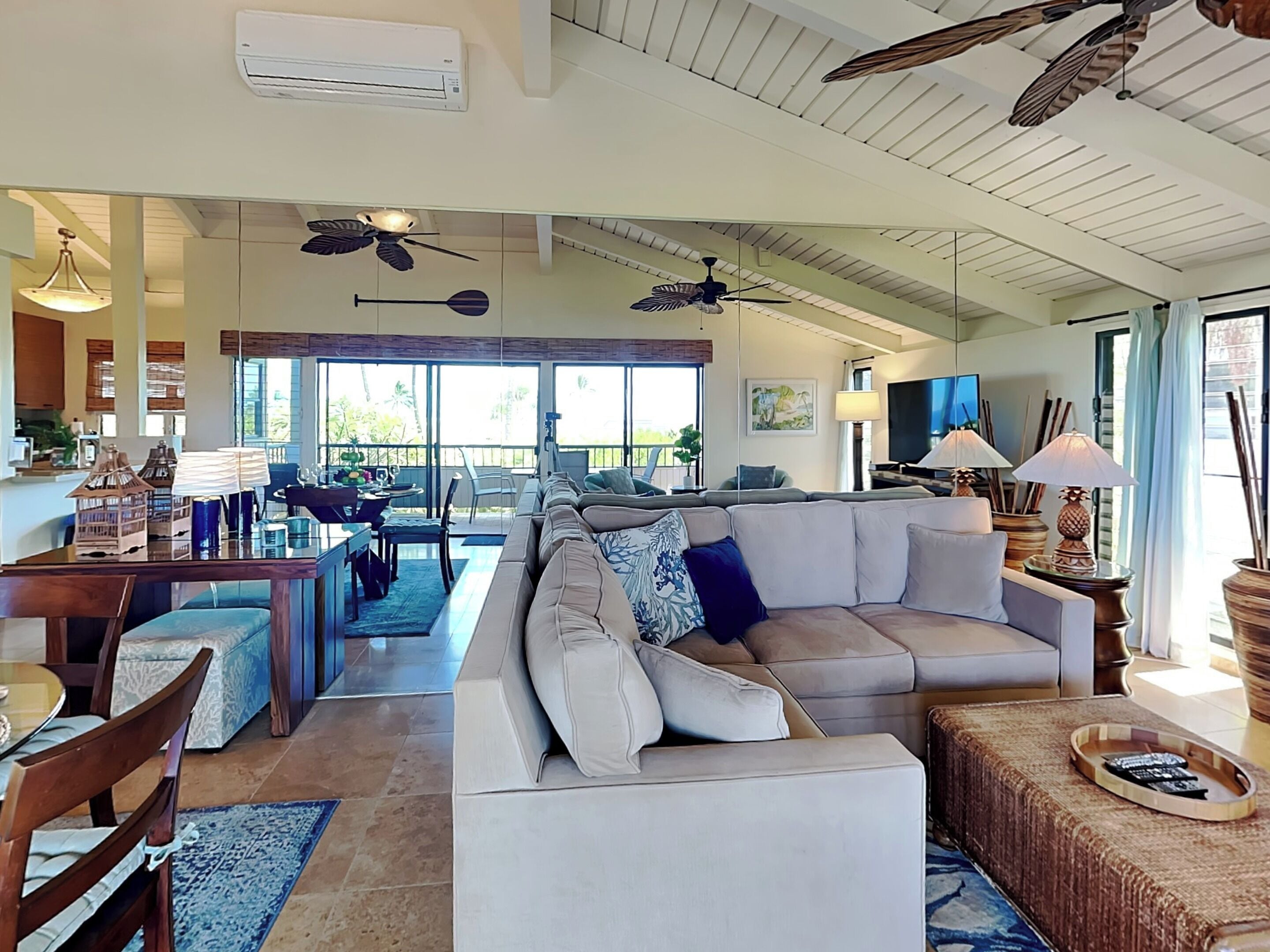 Smart TV, DVD player