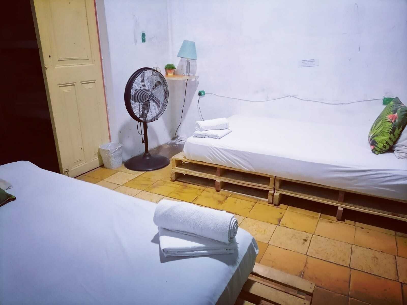 4 makuuhuonetta, Wi-Fi, vuodevaatteet