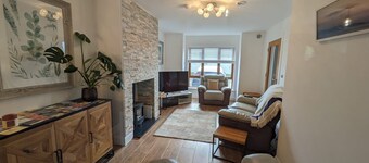 Modern Family Friendly Home - Easy access to Cork City.