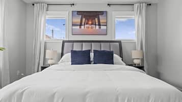 3 bedrooms, iron/ironing board, travel crib, free WiFi
