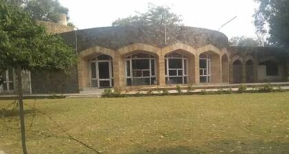 Badkhal Lake Resort