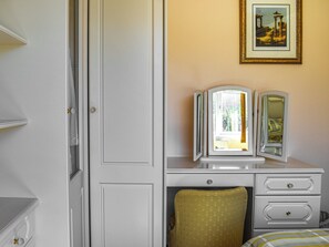 4 camere, Wi-Fi gratuito, lenzuola