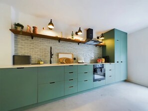 Fridge, microwave, oven, dishwasher