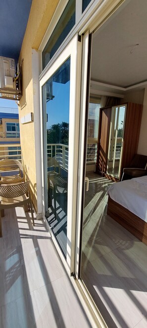 2 Schlafzimmer, Schreibtisch, WLAN, Bettwäsche