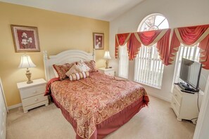 4 Schlafzimmer, Bügeleisen/Bügelbrett, Bettwäsche