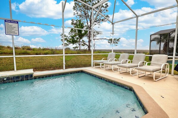 Pool - The Hill at Highlands Reserve (Davenport)