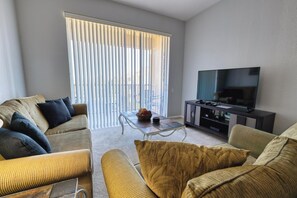 TV - Karen's Windsor Hill's Resort Condo (Kissimmee)