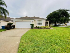 Exterior - Ezra's Vacation Home at Southern Dunes (Haines City)
