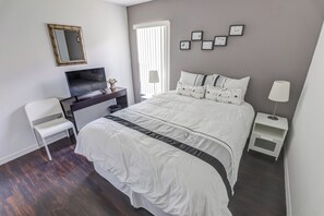 4 chambres, fer et planche à repasser, draps fournis