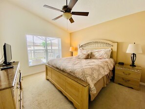 3 개의 침실, 다리미/다리미판, 침대 시트