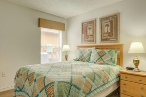 4 Schlafzimmer, Bügeleisen/Bügelbrett, Bettwäsche