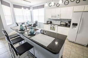 Dishwasher - Sharon's Calabay Parc Vacation Home (Haines City)