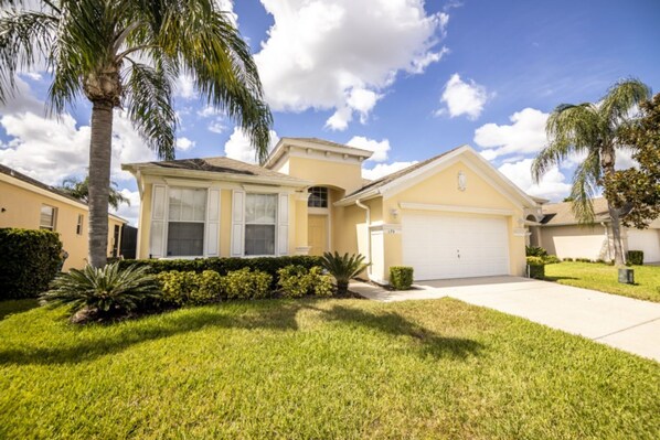 Exterior - Sharon's Calabay Parc Vacation Home (Haines City)