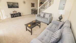 Unclassified image, 3 of 25, button - Lake View Townhome Near Disney (Kissimmee)