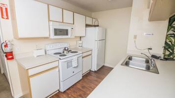 Mesin basuh pinggan mangkuk