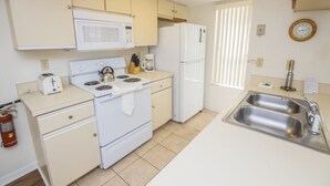 Dishwasher - Laguna Bay 007 (Kissimmee)