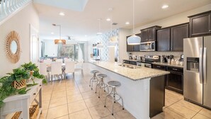 Dishwasher - Noemie's 7 Bed Windsor at Westside Holiday Home (Kissimmee)
