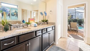Interior - Noemie's 7 Bed Windsor at Westside Holiday Home (Kissimmee)