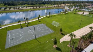 Unclassified image, 4 of 37, button - Jodie's Luxury Solara Home (Kissimmee)