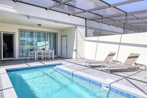 Pool - 5 Bed Windsor Island Vacation Townhome (Davenport)