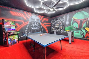 Spielezimmer