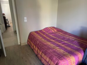 2 bedrooms, WiFi - Villa Proche du Centre Ville et à 20 Minutes de la Mer (Lunel)