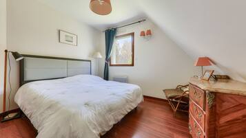 4 bedrooms