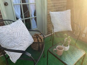 Exterior detail - Modern 2nd Floor Duplex Near Arenas, Hospitals, Universities & Major Attractions (St. Louis)