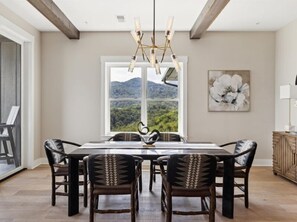 Dining - NEW Luxury 3 BD Penthouse Condo with Breathtaking Mountain Views-2 Balconies (Gatlinburg)