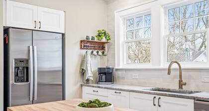 Relax in Luxury The Fogleman House in Historic Downtown Burlington