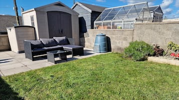 House | Terrace/patio